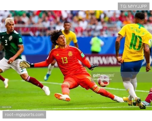 利物浦传控体系破解密集防守 远射与定位球成破局关键 利物浦传控体系破解密集防守 远射与定位球成破局关键